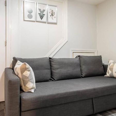 Cozy Nest Basement Unit Apartment Хамилтън Екстериор снимка